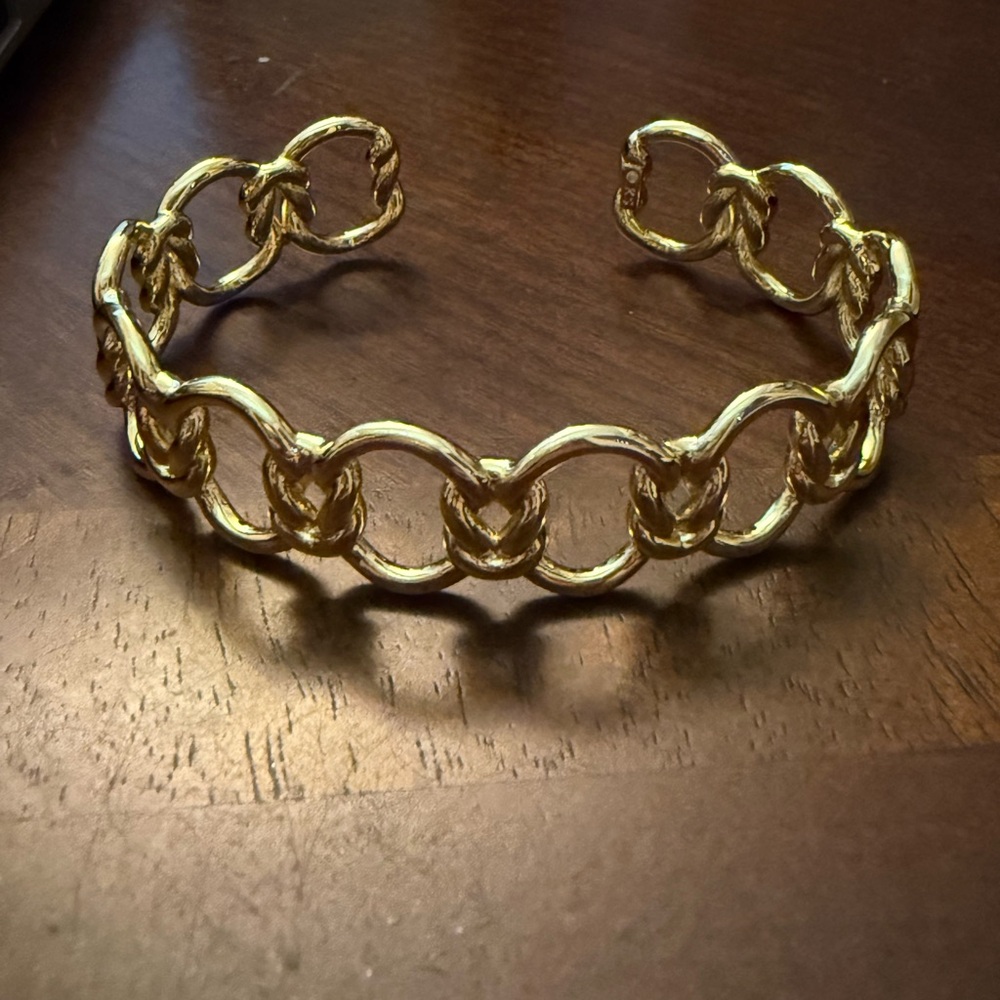 Kendra Scott Fallyn Chain Link Cuff Bracelet in gold tone - Picture 2 of 3